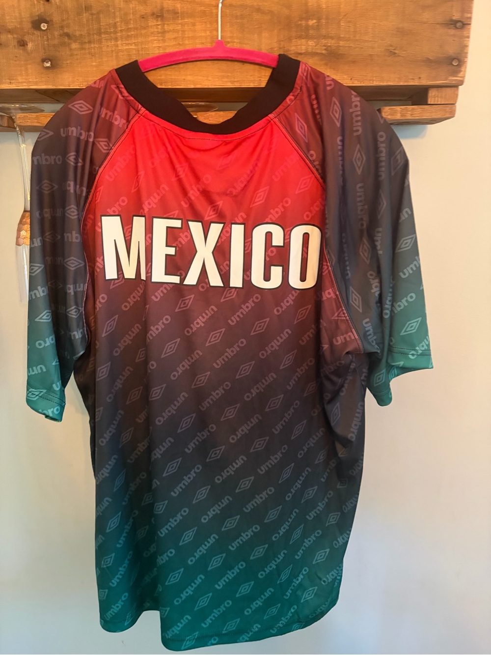 Umbro Mexico Soccer Jersey - Red, Green, Black - Picture 2 of 3